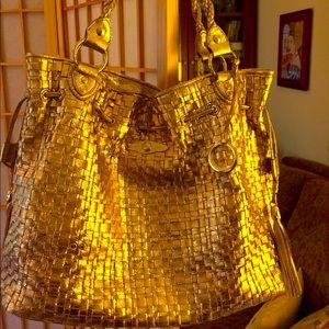 Elliot Lucia designer bag